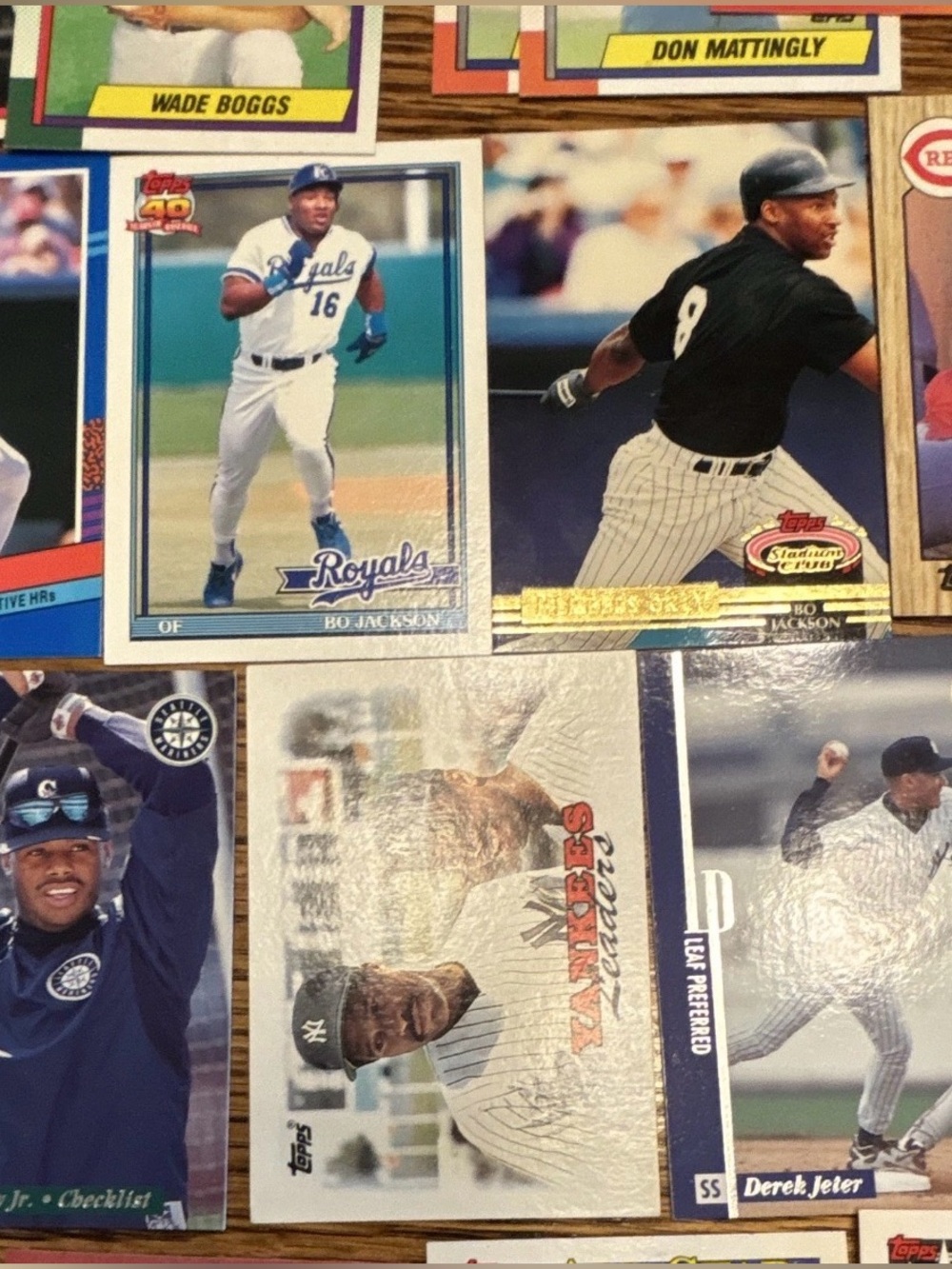 HUGE Lot of Hall of Famers and Legends from Bo, Bonds, Griffey, Nolan, Randy,etc - Picture 2 of 10
